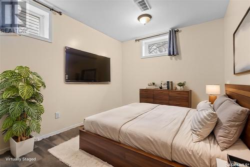 920 Warner Street, Moose Jaw, SK - Indoor Photo Showing Bedroom