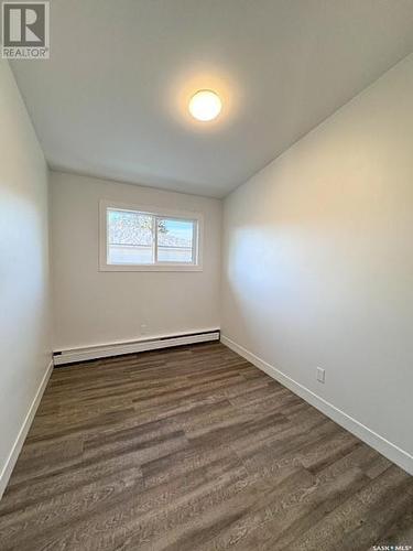 491 2Nd Avenue Se, Swift Current, SK - Indoor Photo Showing Other Room