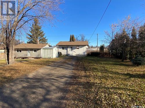 82 Victoria Avenue, Yorkton, SK - Outdoor