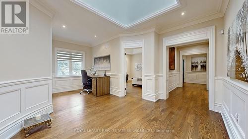 2B Carluke Crescent, Toronto, ON - Indoor Photo Showing Other Room