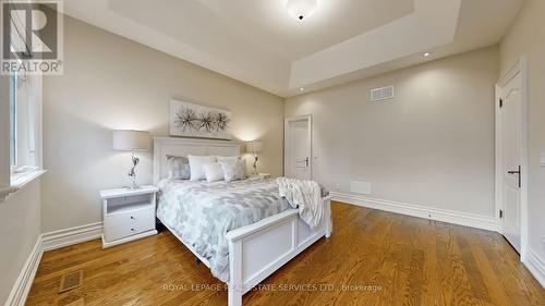 2B Carluke Crescent, Toronto, ON - Indoor Photo Showing Bedroom