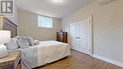 2B Carluke Crescent, Toronto, ON - Indoor Photo Showing Bedroom