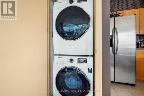 3803 - 81 Navy Wharf Court, Toronto, ON - Indoor Photo Showing Laundry Room