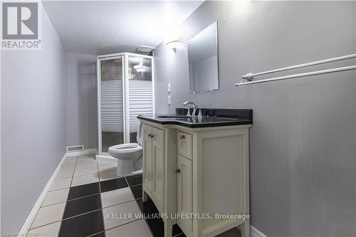 2 - 95 Capulet Lane, London, ON - Indoor Photo Showing Bathroom