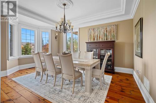 25 Riverstone Court, East Gwillimbury, ON - Indoor Photo Showing Dining Room