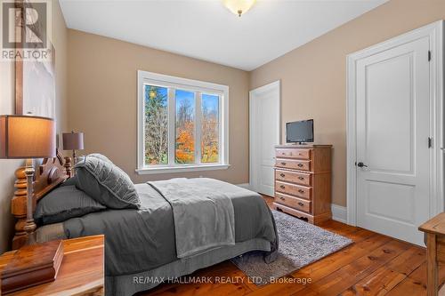 25 Riverstone Court, East Gwillimbury, ON - Indoor Photo Showing Bedroom