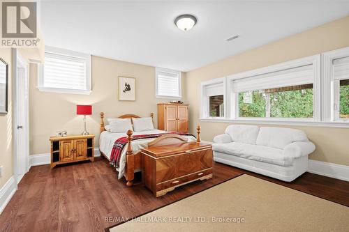 25 Riverstone Court, East Gwillimbury, ON - Indoor Photo Showing Bedroom