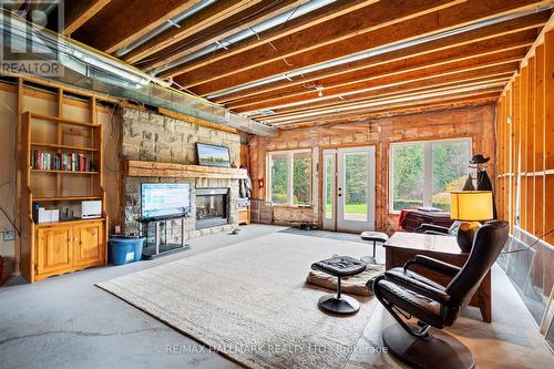 25 Riverstone Court, East Gwillimbury, ON - Indoor Photo Showing Basement