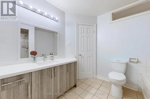 86 - 18 Clark Avenue W, Vaughan, ON - Indoor Photo Showing Bathroom