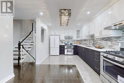 86 - 18 Clark Avenue W, Vaughan, ON - Indoor Photo Showing Kitchen With Upgraded Kitchen