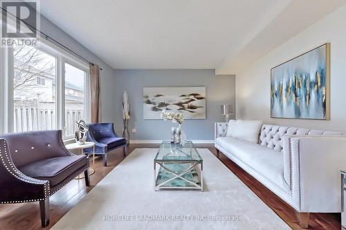 52 Steckley Street, Aurora, ON - Indoor Photo Showing Living Room