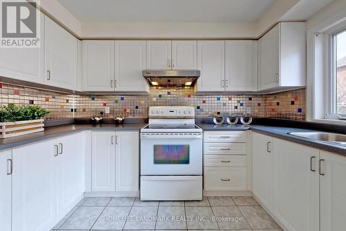 52 Steckley Street, Aurora, ON - Indoor Photo Showing Kitchen