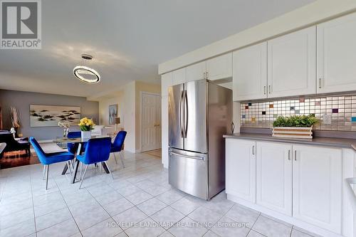 52 Steckley Street, Aurora, ON - Indoor Photo Showing Kitchen