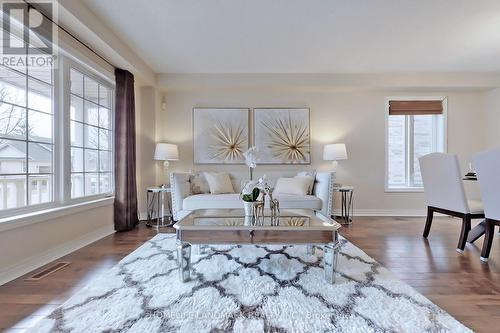 52 Steckley Street, Aurora, ON - Indoor Photo Showing Living Room