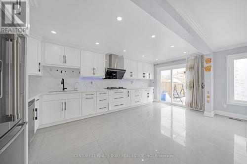 54 Mary Pearson Drive, Markham, ON - Indoor Photo Showing Kitchen