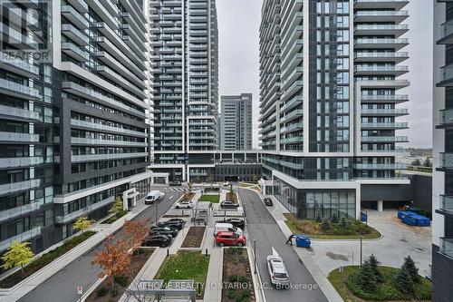 510 - 85 Oneida Crescent, Richmond Hill, ON - Outdoor With Facade