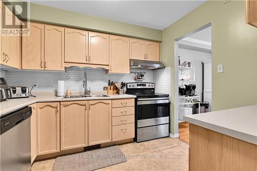 327 Airth Boulevard, Renfrew, ON - Indoor Photo Showing Kitchen With Double Sink