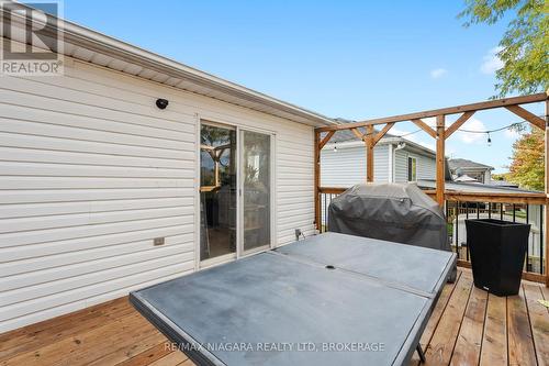 283 Oakcrest Avenue, Welland (770 - West Welland), ON - Outdoor With Deck Patio Veranda With Exterior