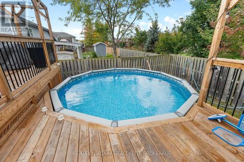 283 Oakcrest Avenue, Welland (770 - West Welland), ON - Outdoor With Above Ground Pool With Deck Patio Veranda With Backyard