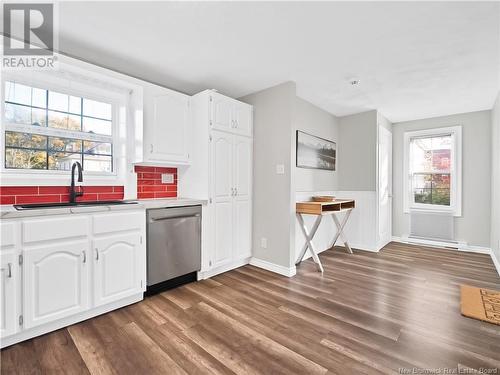 23 North Street, Moncton, NB - Indoor Photo Showing Kitchen