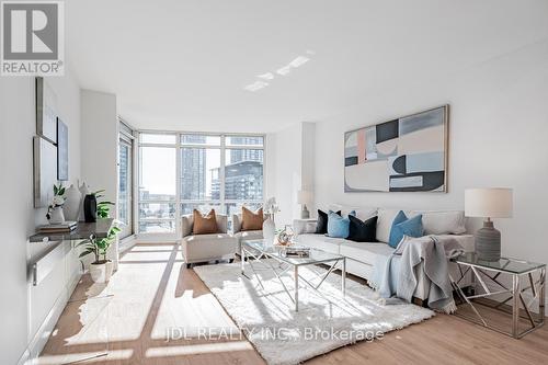 1802 - 397 Front Street W, Toronto, ON - Indoor Photo Showing Living Room