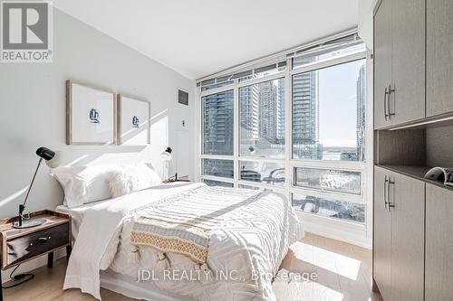 1802 - 397 Front Street W, Toronto, ON - Indoor Photo Showing Bedroom