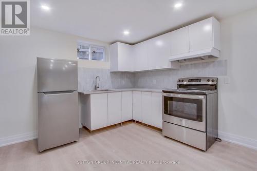 Lower - 32 Toronto Street, Bradford West Gwillimbury, ON - Indoor Photo Showing Kitchen