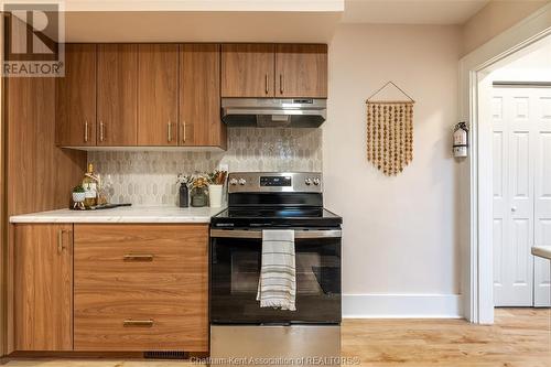 623 Elgin Street, Wallaceburg, ON - Indoor Photo Showing Kitchen