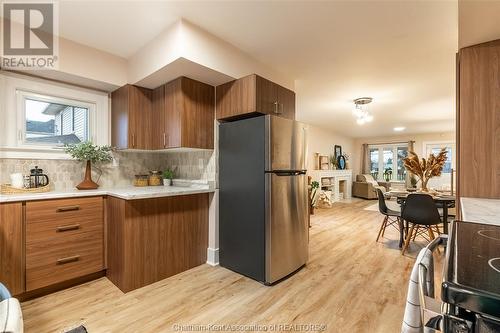 623 Elgin Street, Wallaceburg, ON - Indoor Photo Showing Kitchen