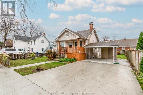 623 Elgin Street, Wallaceburg, ON - Outdoor With Facade