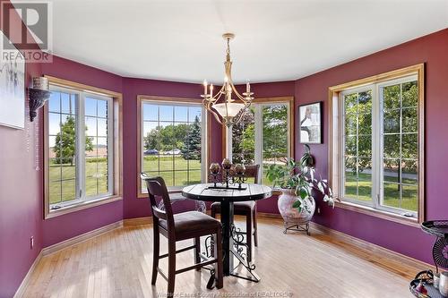 2889 Lakeshore Rd 225, Lakeshore, ON - Indoor Photo Showing Dining Room