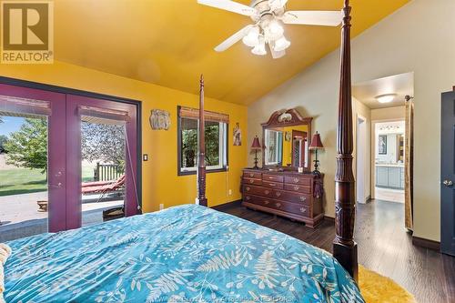 2889 Lakeshore Rd 225, Lakeshore, ON - Indoor Photo Showing Bedroom