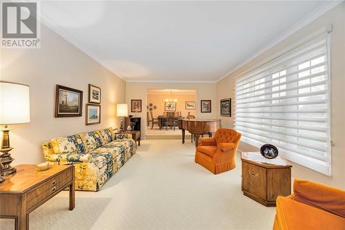 1596 Holden Drive, Sarnia, ON - Indoor Photo Showing Living Room