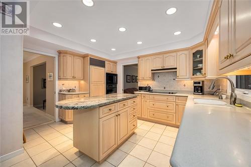 1596 Holden Drive, Sarnia, ON - Indoor Photo Showing Kitchen