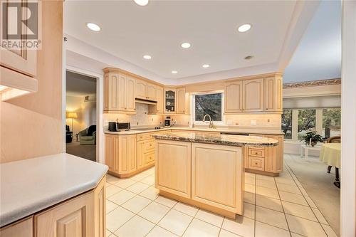 1596 Holden Drive, Sarnia, ON - Indoor Photo Showing Kitchen