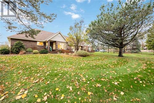 1596 Holden Drive, Sarnia, ON - Outdoor