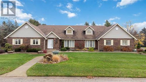 1596 Holden Drive, Sarnia, ON - Outdoor With Facade