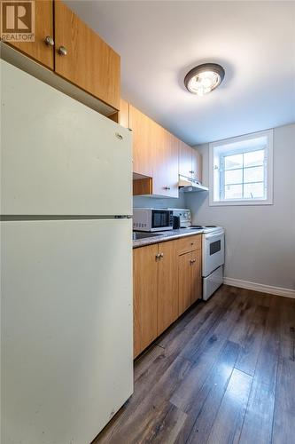 10 Lemarchant Road, St. John'S, NL - Indoor Photo Showing Kitchen