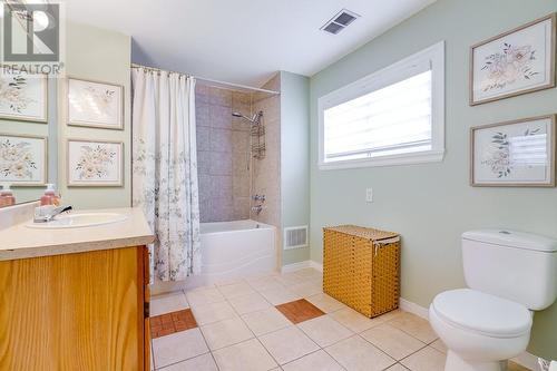 16 Lefebvre Avenue, Cornwall, ON - Indoor Photo Showing Bathroom