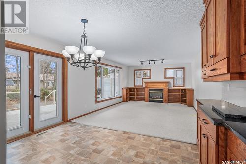 207 Costigan Bay, Saskatoon, SK - Indoor With Fireplace