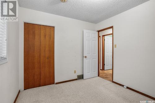 207 Costigan Bay, Saskatoon, SK - Indoor Photo Showing Other Room