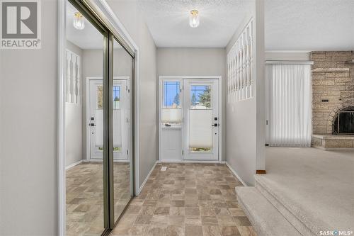 207 Costigan Bay, Saskatoon, SK - Indoor Photo Showing Other Room