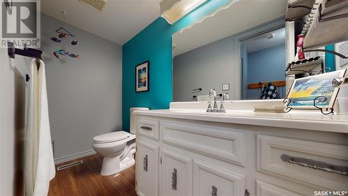 797 Bard Crescent, Regina, SK - Indoor Photo Showing Bathroom