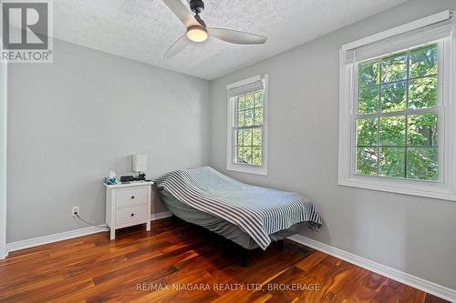 6870 Buckingham Drive, Niagara Falls (218 - West Wood), ON - Indoor Photo Showing Bedroom