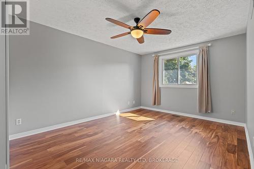 6870 Buckingham Drive, Niagara Falls (218 - West Wood), ON - Indoor Photo Showing Other Room