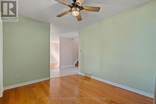 6870 Buckingham Drive, Niagara Falls (218 - West Wood), ON - Indoor Photo Showing Other Room