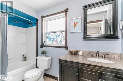 1210 Benson Street, Innisfil, ON - Indoor Photo Showing Bathroom