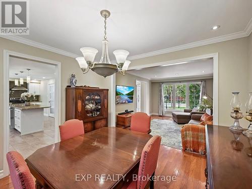 1317 White Oaks Boulevard, Oakville, ON - Indoor Photo Showing Dining Room