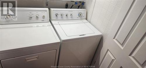 150 Park Unit# 3005, Windsor, ON - Indoor Photo Showing Laundry Room