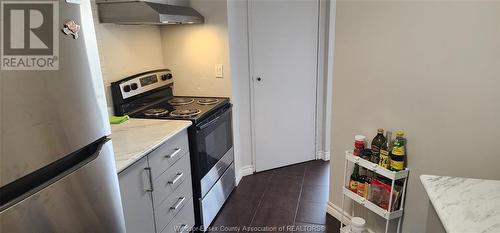 150 Park Unit# 3005, Windsor, ON - Indoor Photo Showing Kitchen